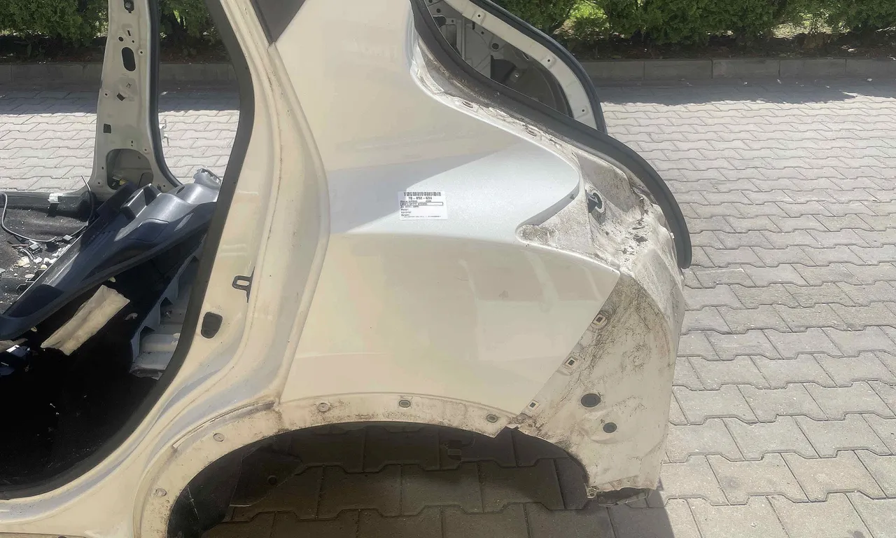 ARIPA SPATE STANGA NISSAN JUKE 2010-2019