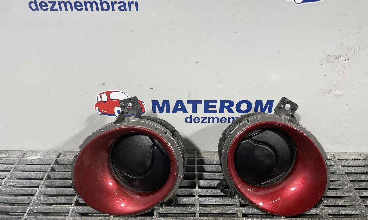 GRILA BORD NISSAN JUKE 2010-2019