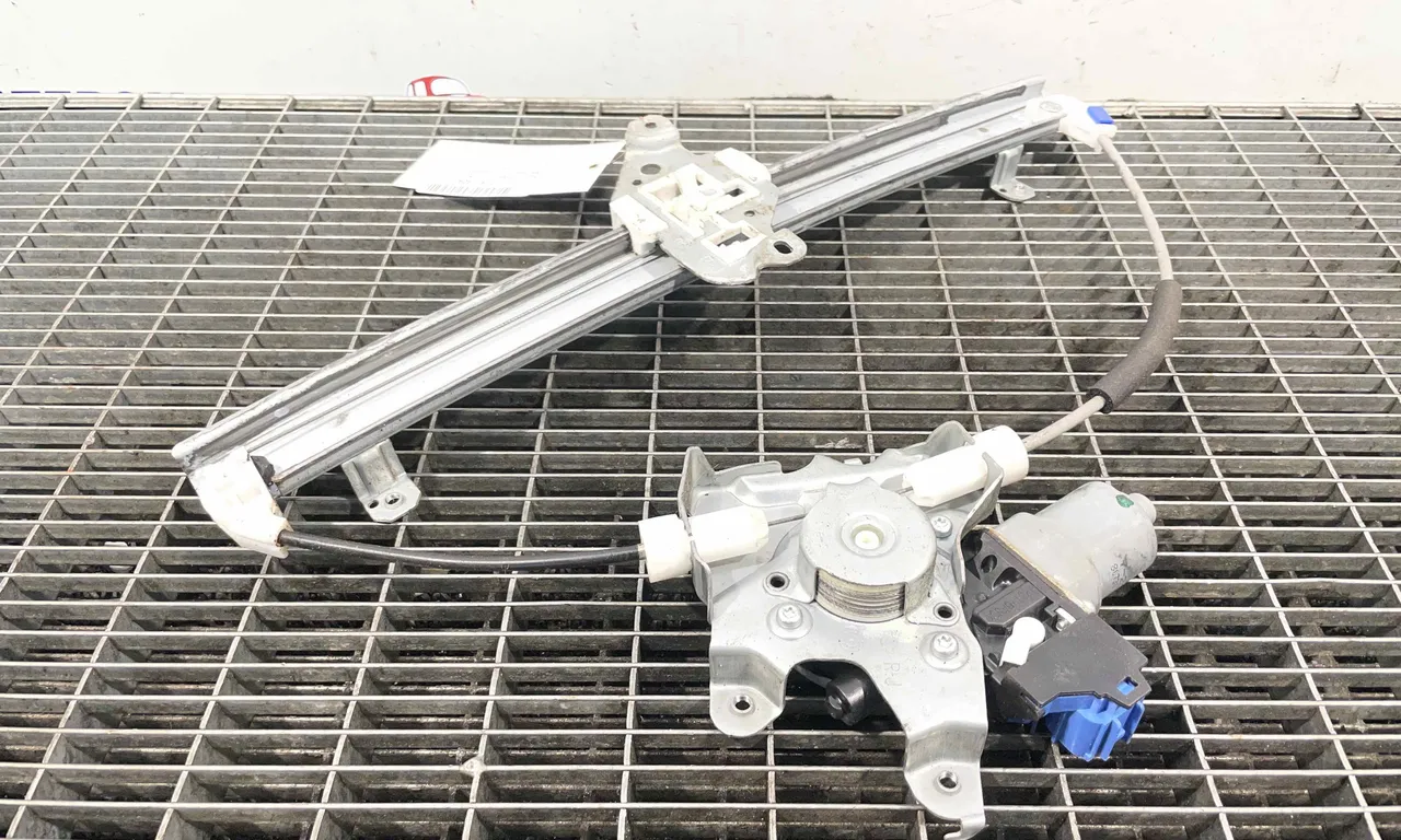 MACARA USA FATA DREAPTA NISSAN JUKE 2010-2019