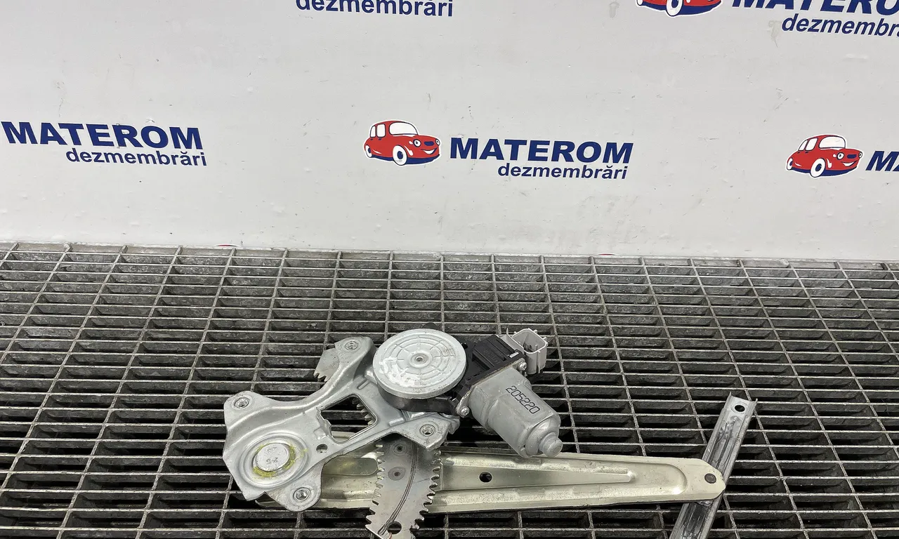 MACARA USA SPATE STANGA NISSAN JUKE 2010-2019