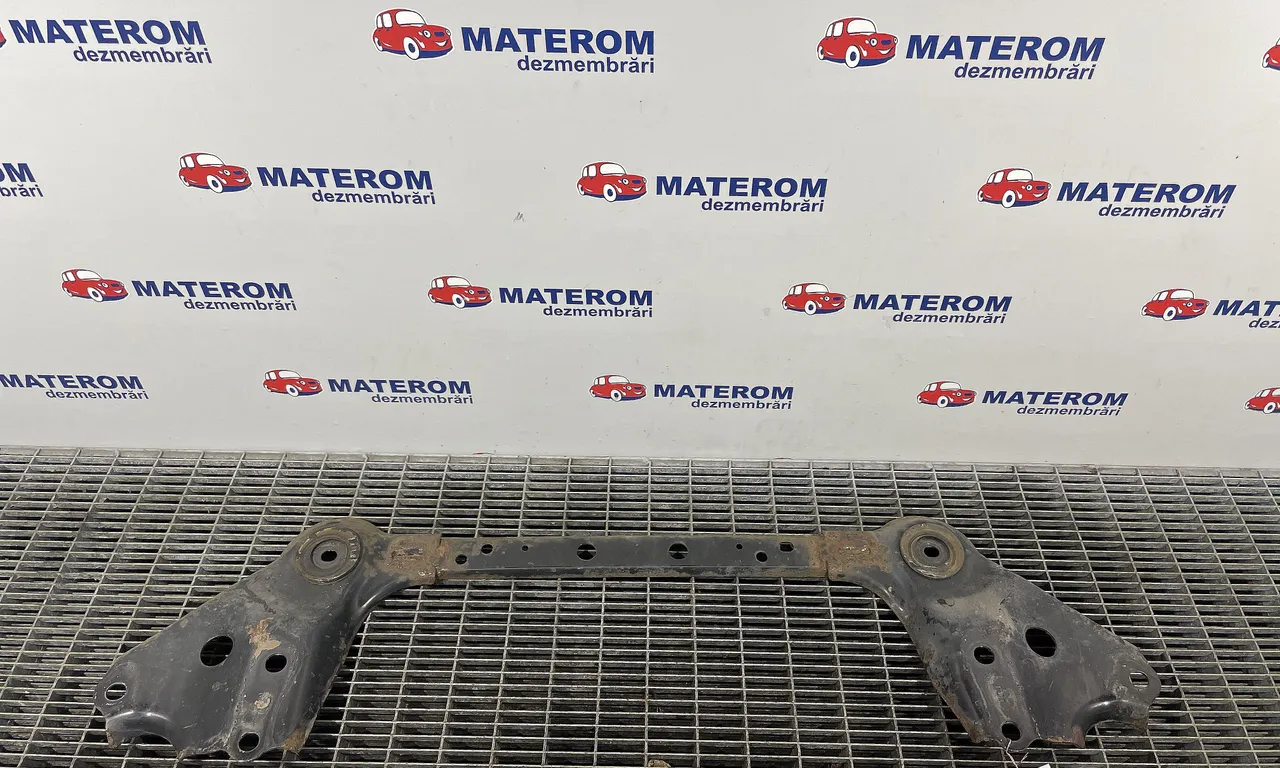 TRAVERSA INFERIOARA NISSAN JUKE 2010-2019