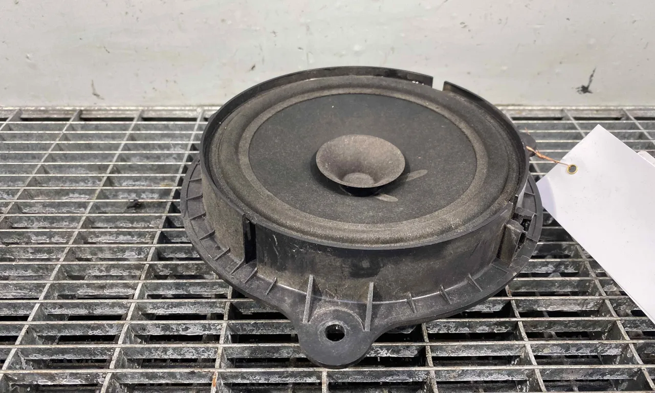 DIFUZOR AUDIO NISSAN JUKE 2010-2019