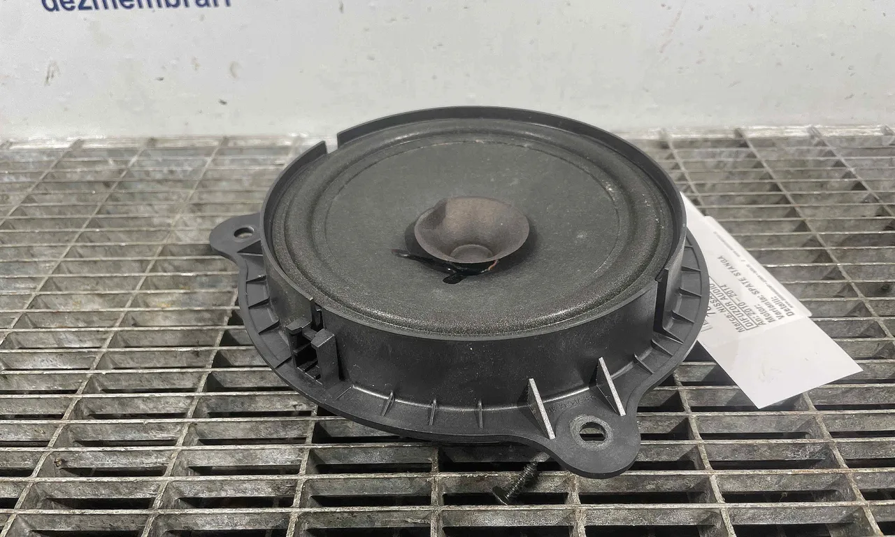 DIFUZOR AUDIO NISSAN JUKE 2010-2019