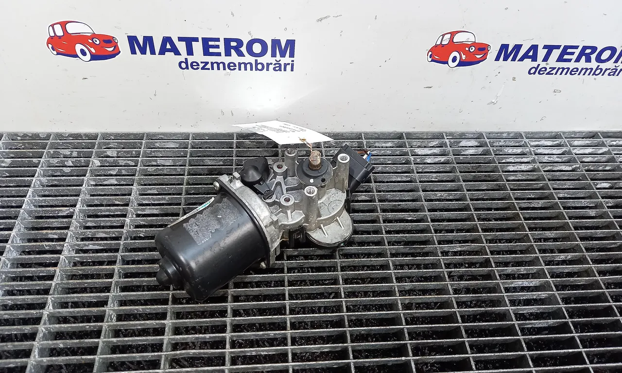 MOTORAS STERGATOR PARBRIZ NISSAN JUKE 2010-2019