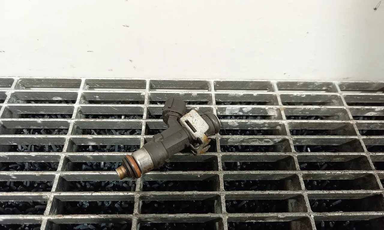 INJECTOR NISSAN MICRA III 2002-2011