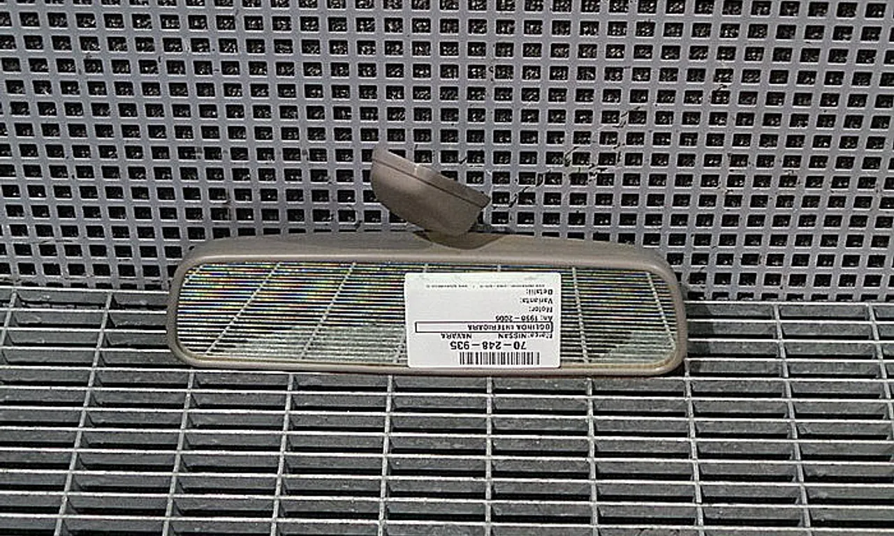 OGLINDA INTERIOARA NISSAN NAVARA 1997-2005