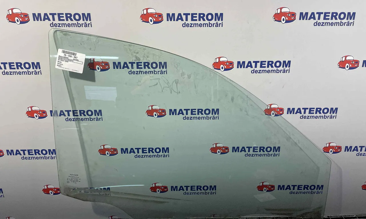 GEAM FATA DREAPTA NISSAN NAVARA 2014-2019