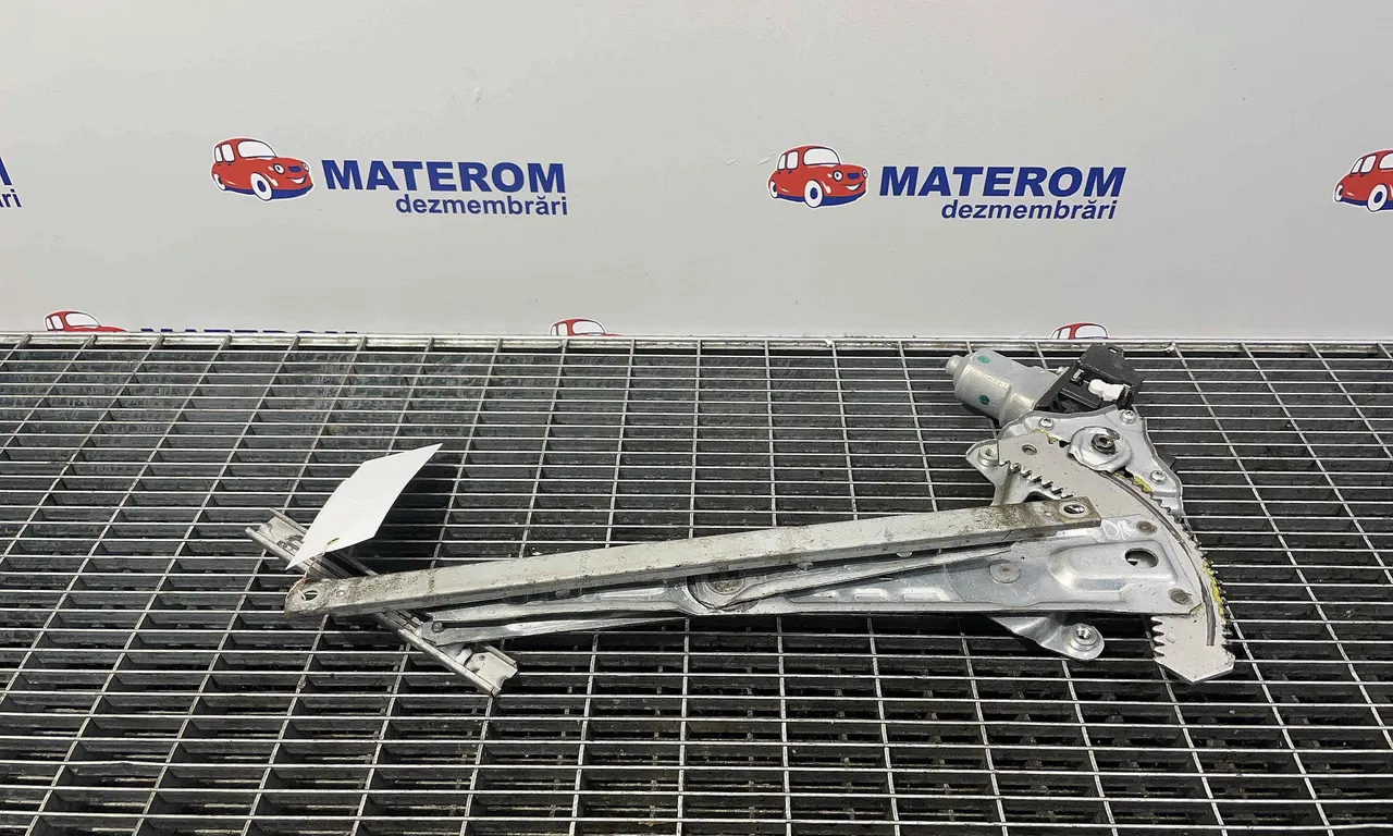 MACARA USA SPATE DREAPTA NISSAN NAVARA 2014-2019