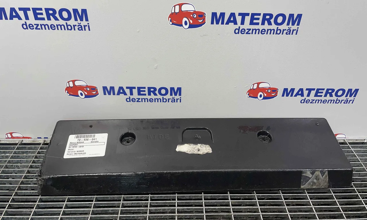 ORNAMENT BARA FATA NISSAN NAVARA 2014-2019