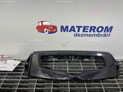 ORNAMENT TABLOU INCALZIRE NISSAN NAVARA 2.3 dCi 2014-2019 oe 275704JA3A, vedere frontata