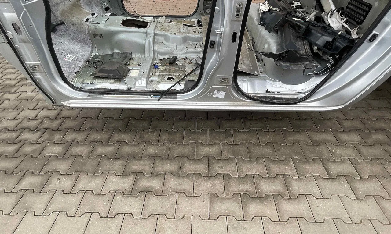PRAG STANGA NISSAN NAVARA 2014-2019