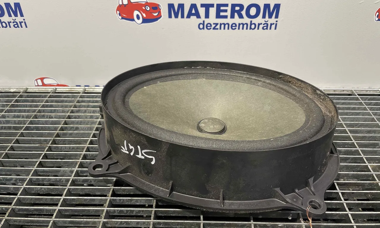 DIFUZOR AUDIO NISSAN NAVARA 2014-2019