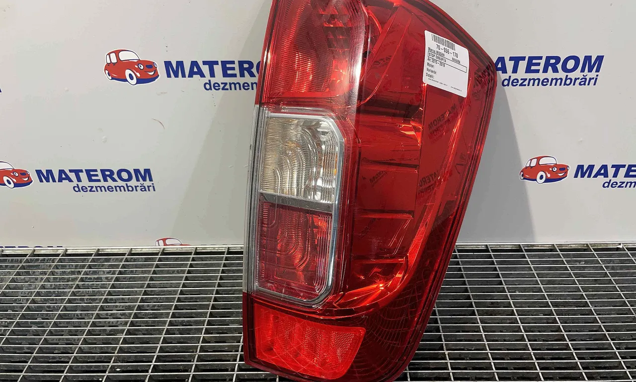 STOP DREAPTA NISSAN NAVARA 2014-2019