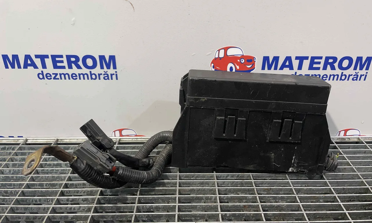 TABLOU SIGURANTE NISSAN NAVARA 2014-2019