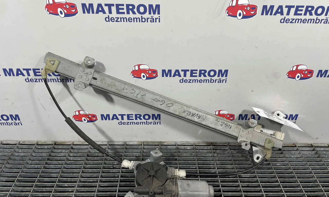 MACARA USA FATA STANGA NISSAN NAVARA 2004-2010