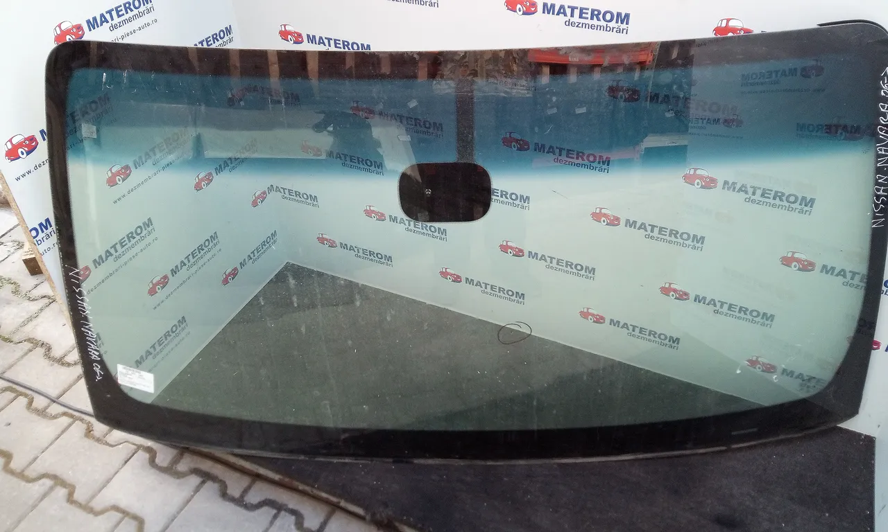 PARBRIZ NISSAN NAVARA 2004-2014