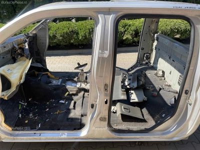 STALP MIJLOC STANGA NISSAN NAVARA 3.0 dCi 2004-2013 oe G6571EB3MA, vedere frontata