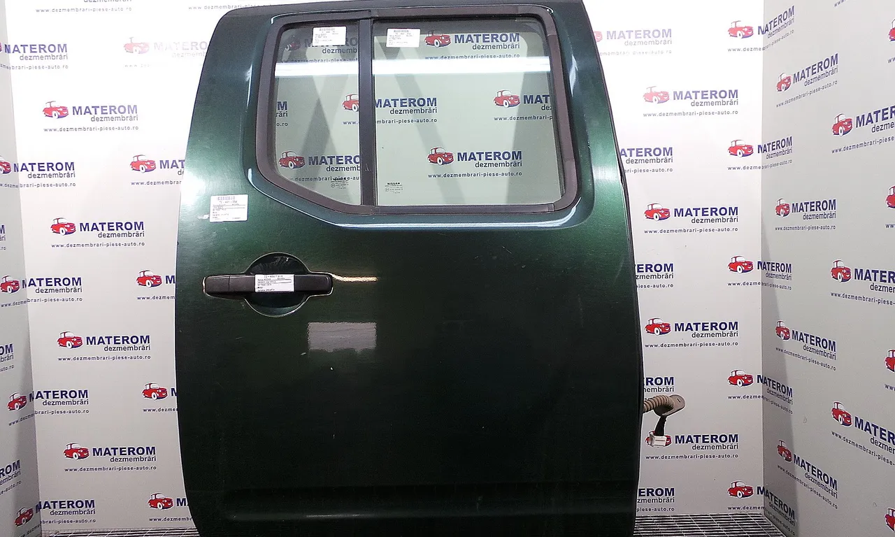 USA SPATE DREAPTA NISSAN NAVARA 2004-2010