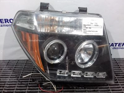 FAR DREAPTA NISSAN NAVARA 2004-2010 oe 26010EB30B, vedere frontata