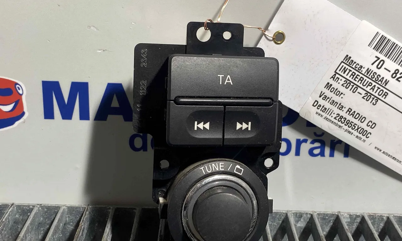 INTRERUPATOR COMENZI AUDIO NISSAN NAVARA 2004-2013
