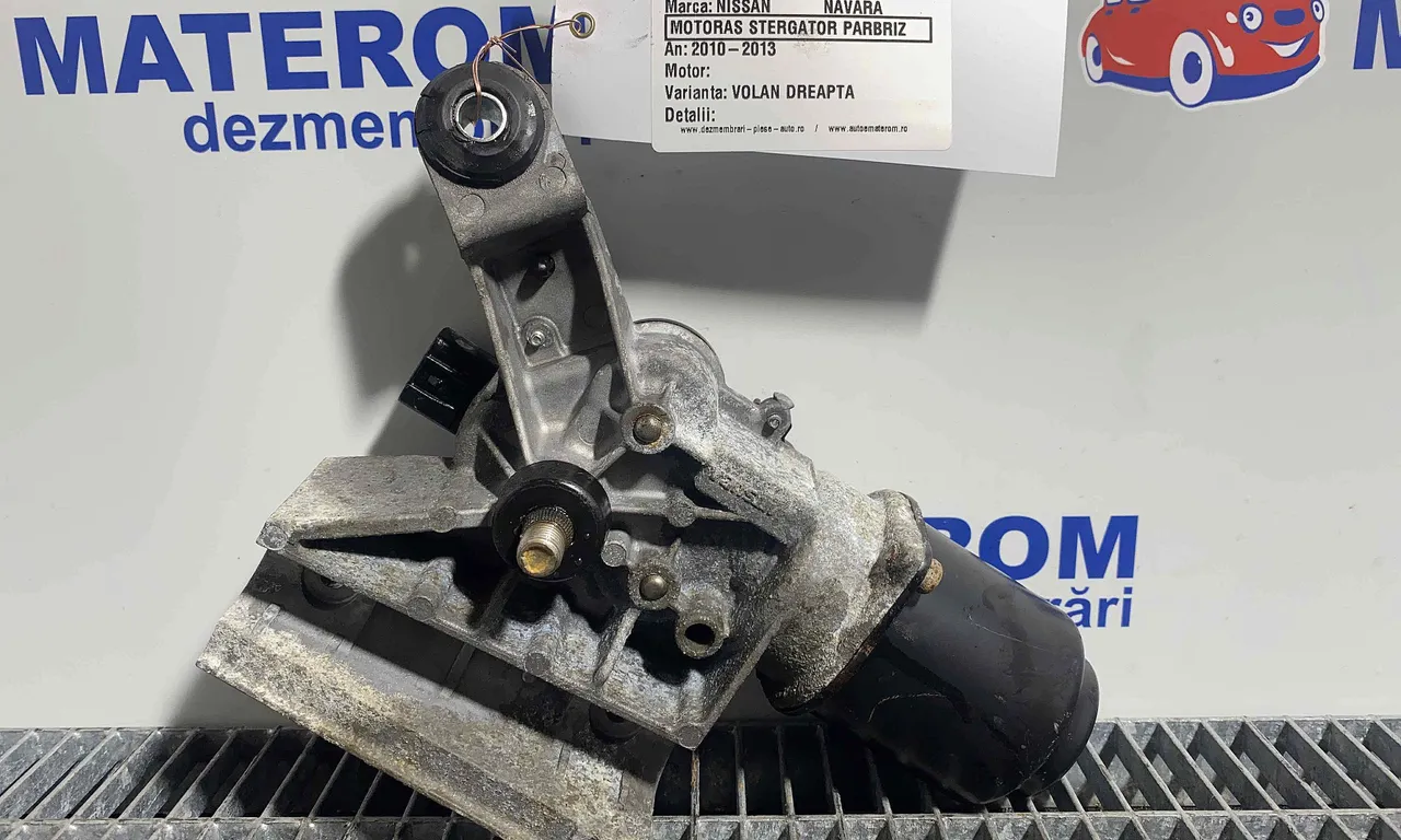 MOTORAS STERGATOR PARBRIZ NISSAN NAVARA 2004-2013