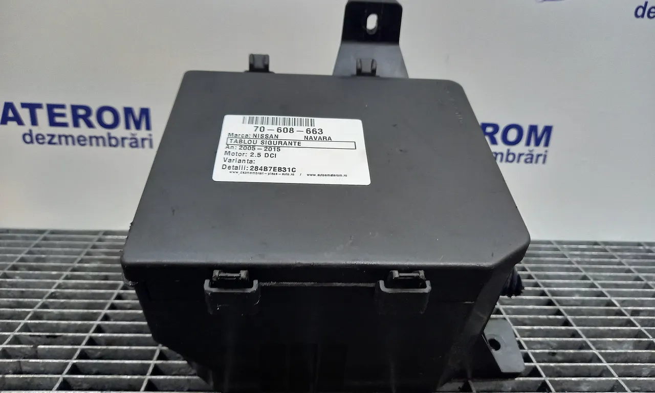 TABLOU SIGURANTE NISSAN NAVARA 2004-2010