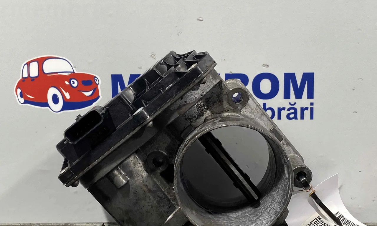 CLAPETA ACCELERATIE NISSAN NAVARA 2004-2013