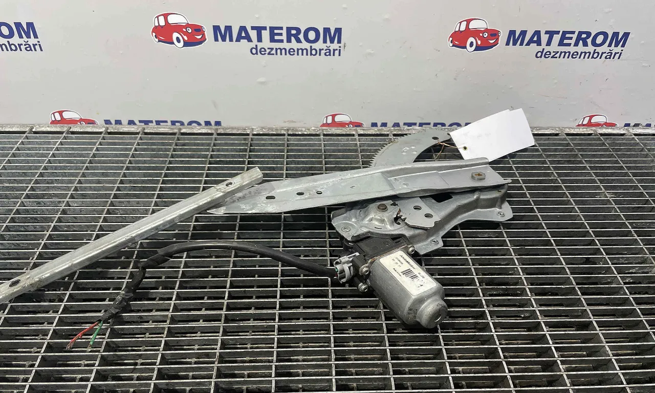 MACARA USA SPATE STANGA NISSAN NOTE 2005-2013