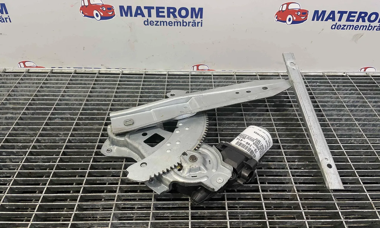 MACARA USA SPATE STANGA NISSAN NOTE 2005-2013