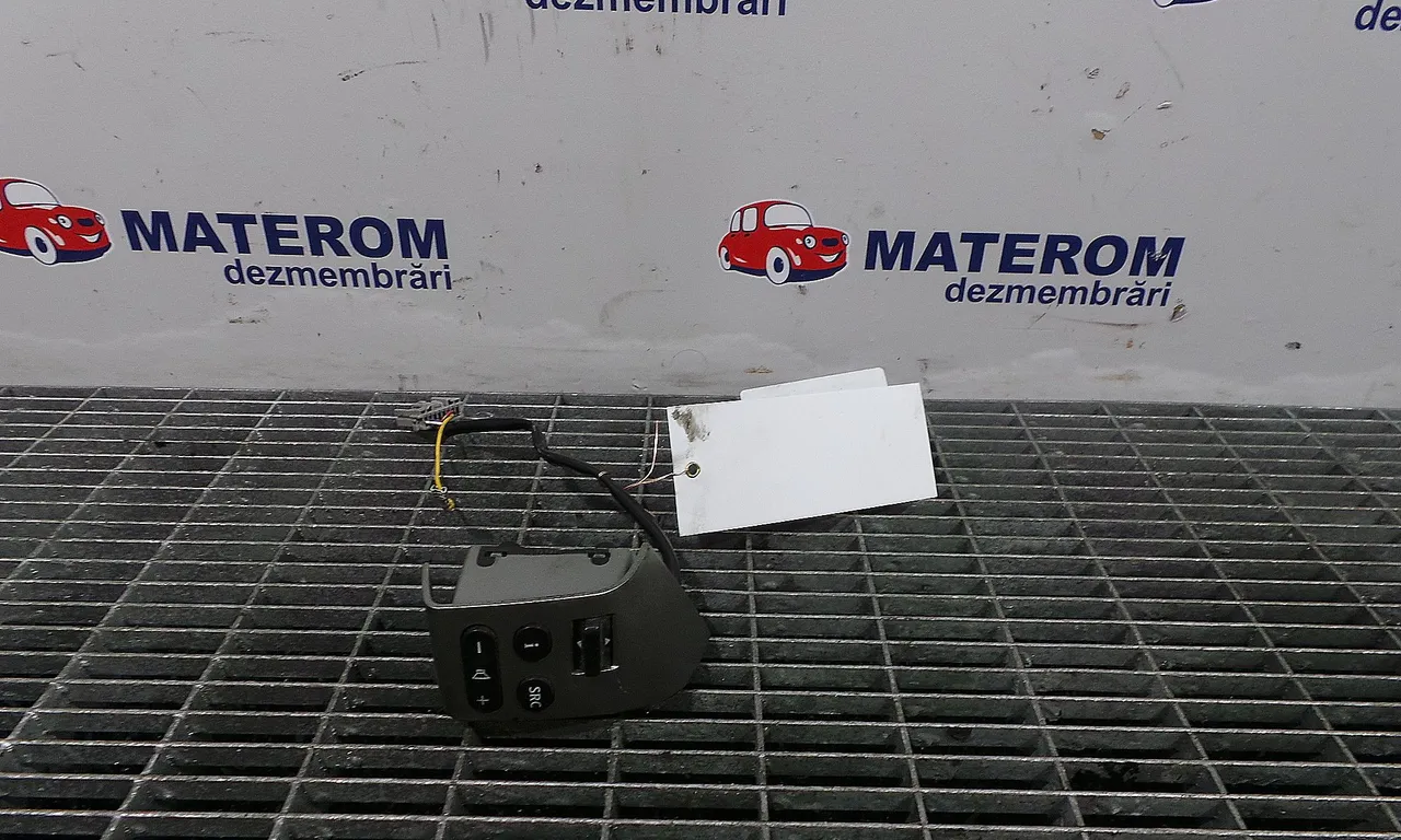BUTOANE COMENZI VOLAN NISSAN NOTE 2005-2013