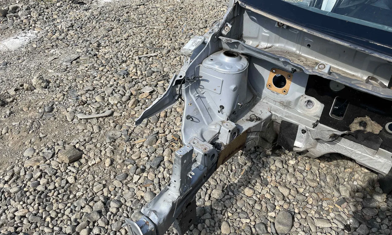 LONJERON DREAPTA NISSAN NOTE 2012-2019