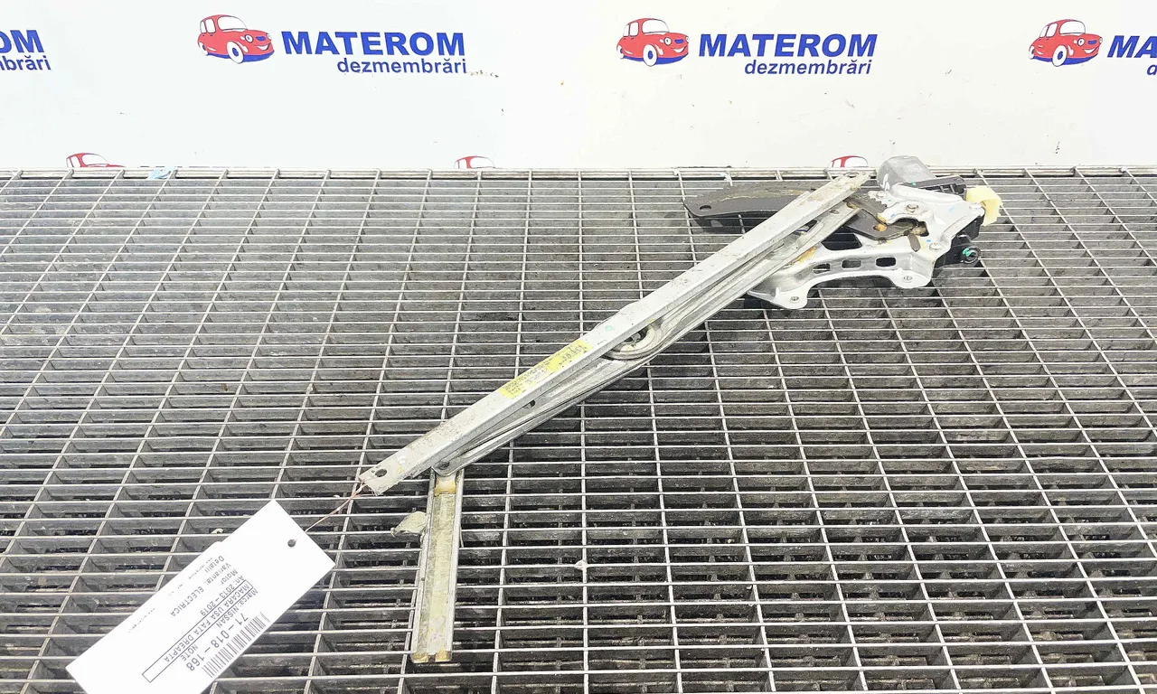 MACARA USA FATA DREAPTA NISSAN NOTE 2012-2019