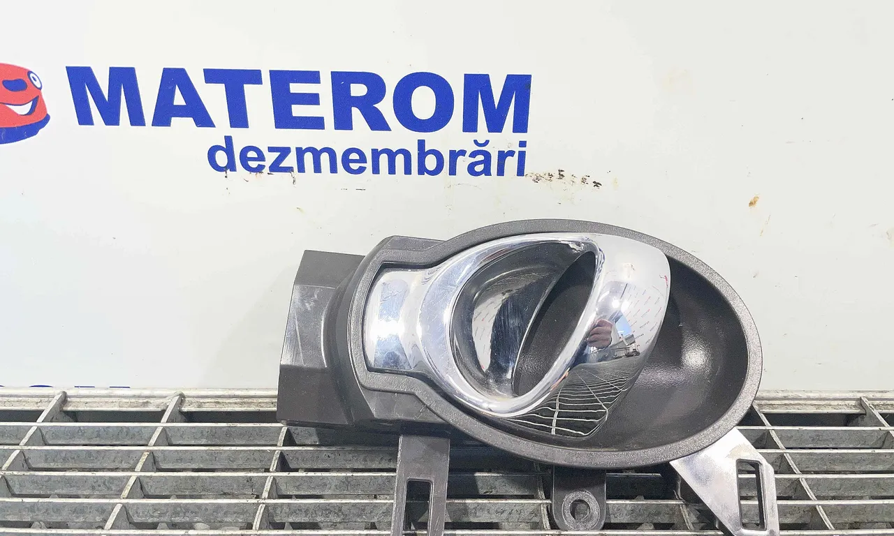 MANER USA FATA STANGA NISSAN NOTE 2012-2019