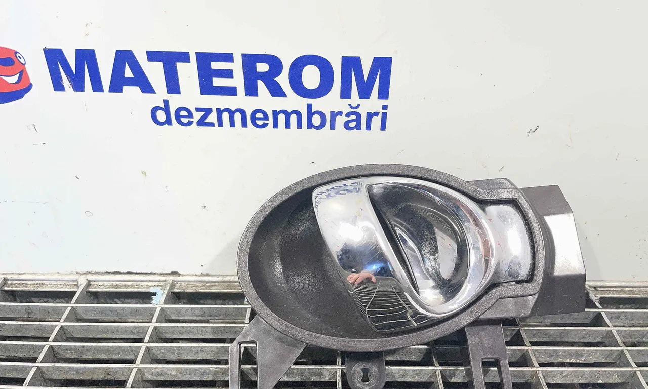 MANER USA SPATE DREAPTA NISSAN NOTE 2012-2019