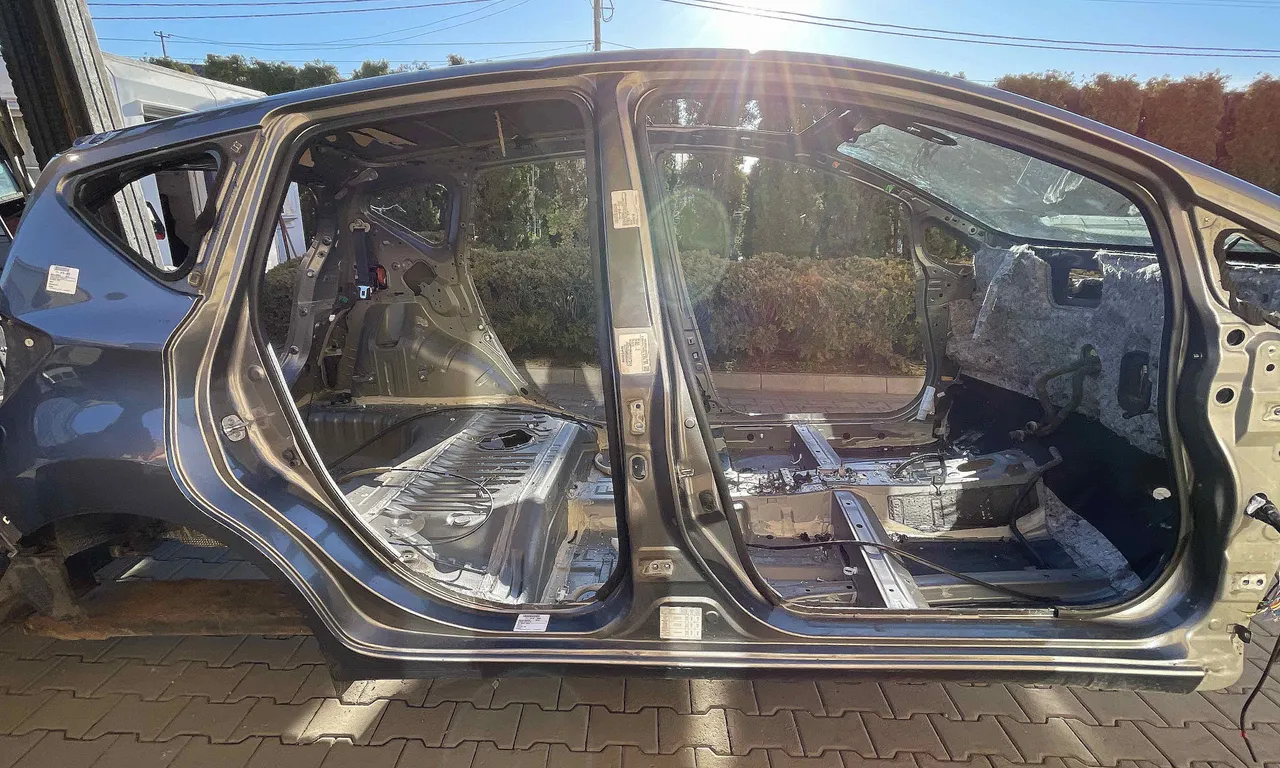 STALP MIJLOC DREAPTA NISSAN NOTE 2012-2019