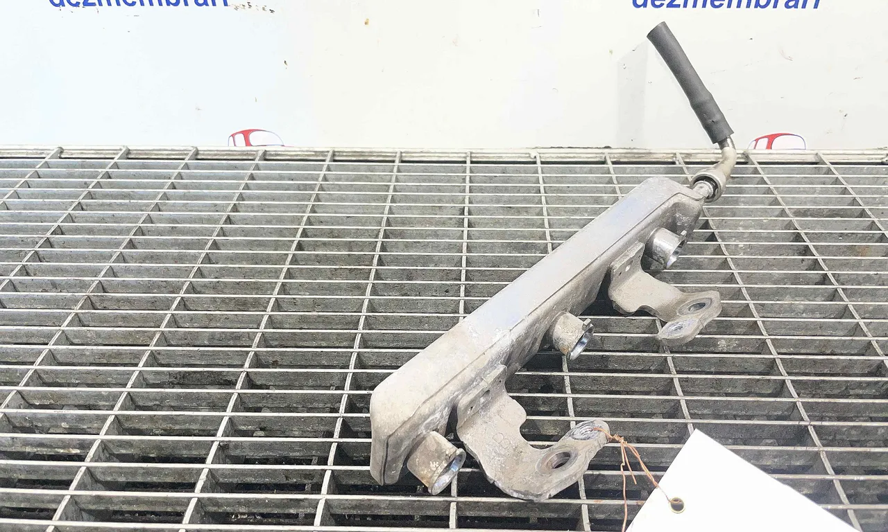 RAMPA INJECTIE NISSAN NOTE 2012-2019