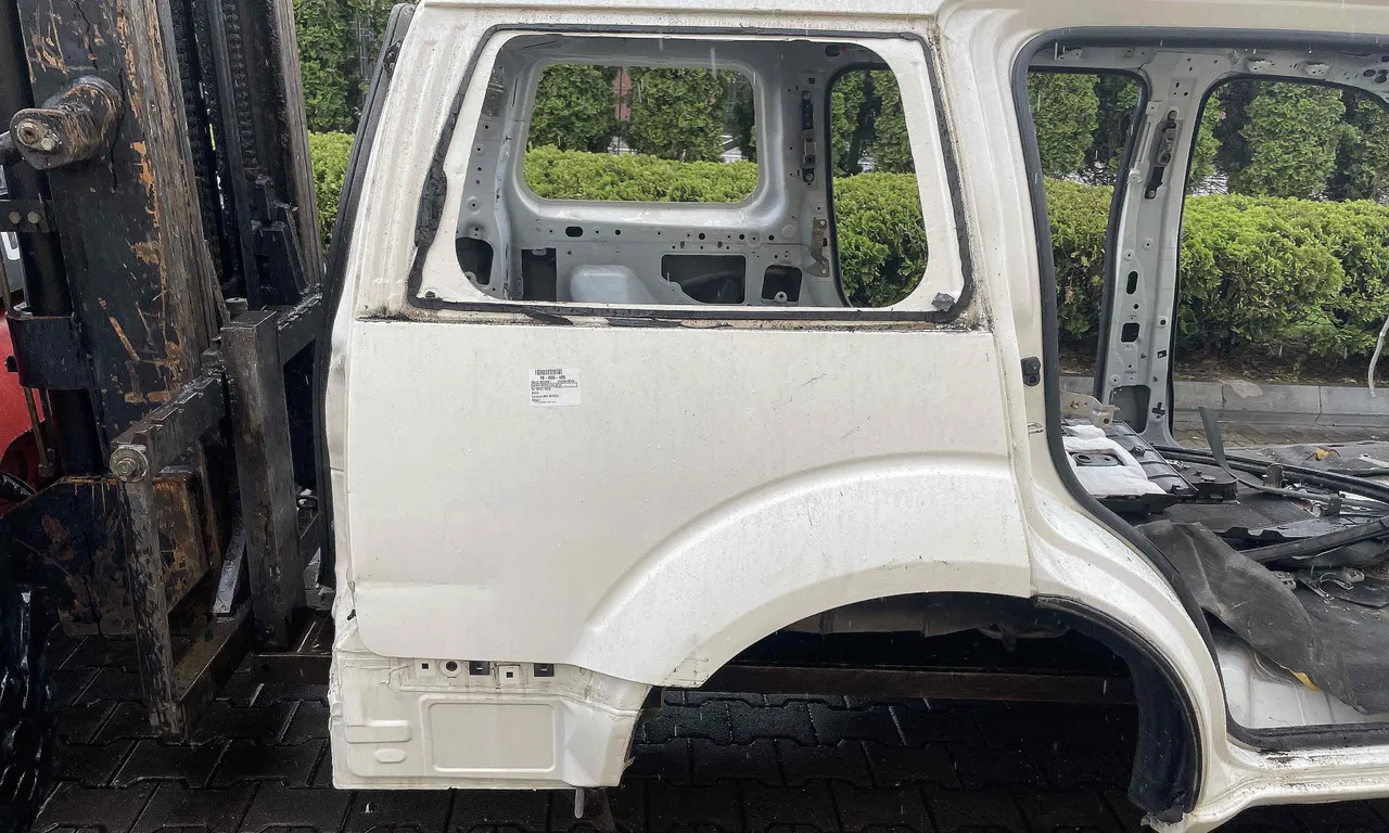 ARIPA SPATE DREAPTA NISSAN PATHFINDER III 2005-2013