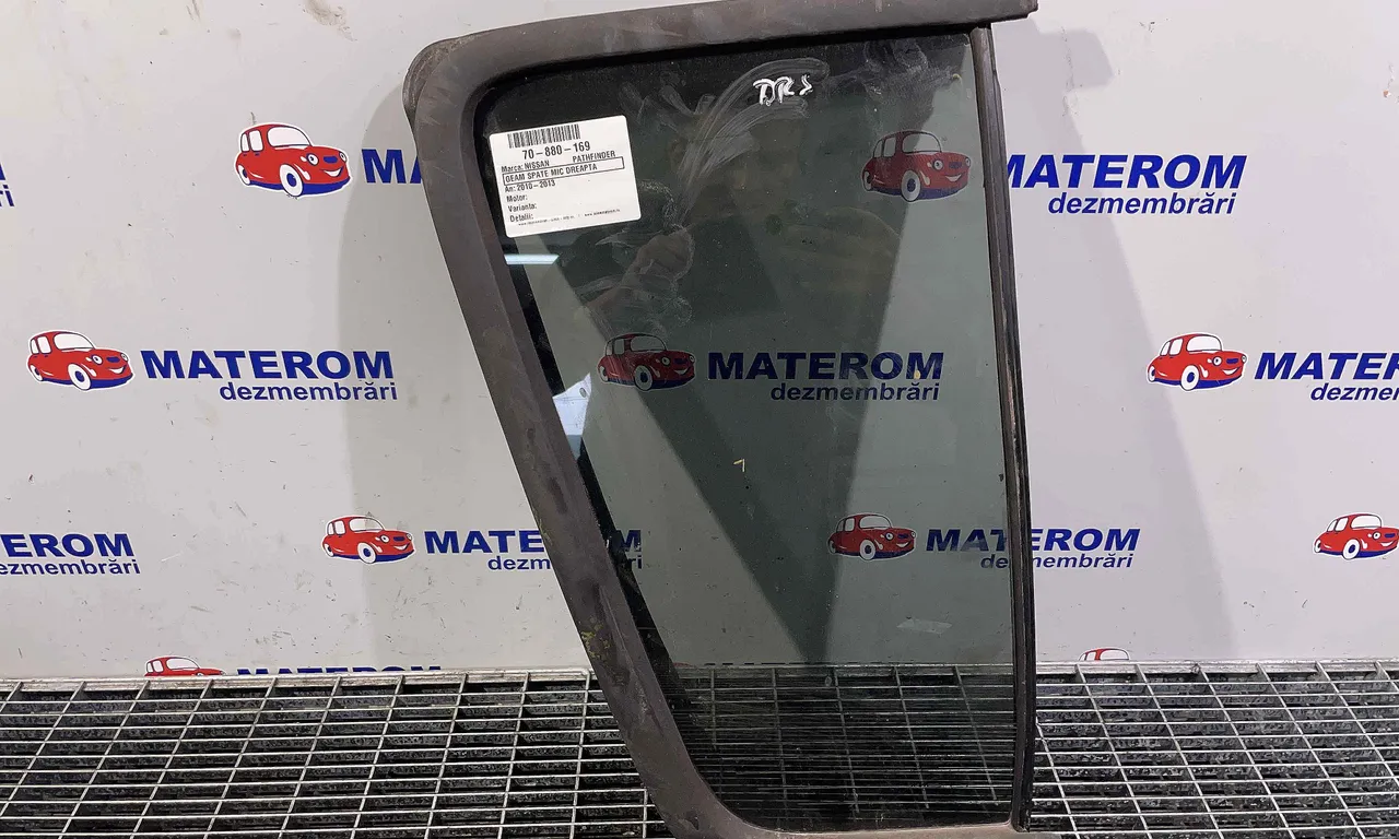 GEAM SPATE MIC DREAPTA NISSAN PATHFINDER III 2005-2013