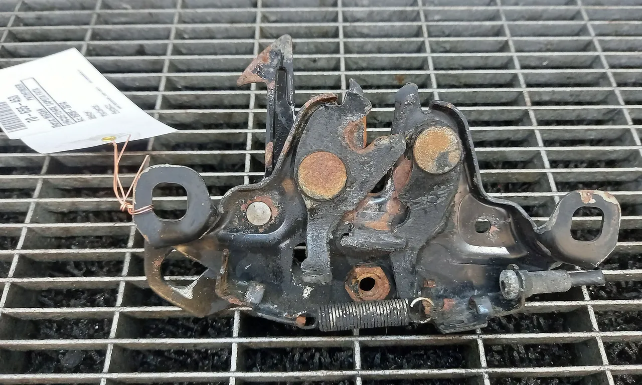 INCUIETOARE CAPOTA FATA NISSAN PATHFINDER III 2005-2010