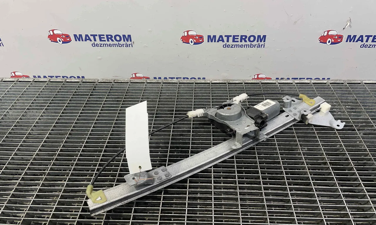 MACARA USA SPATE DREAPTA NISSAN PATHFINDER III 2005-2010