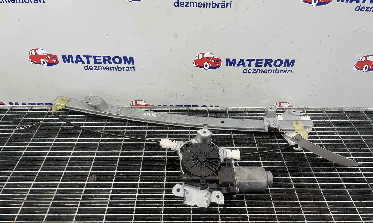 MACARA USA SPATE STANGA NISSAN PATHFINDER III 2005-2013