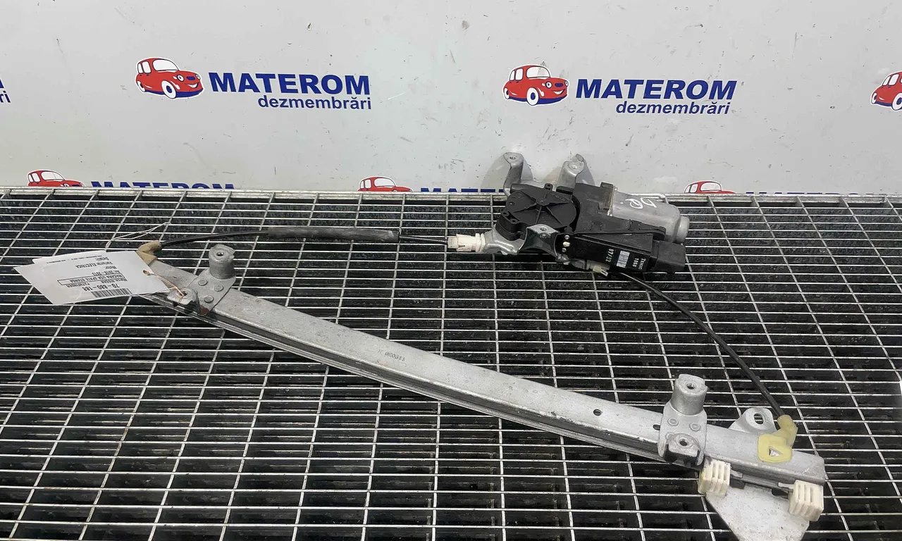 MACARA USA SPATE STANGA NISSAN PATHFINDER III 2005-2013