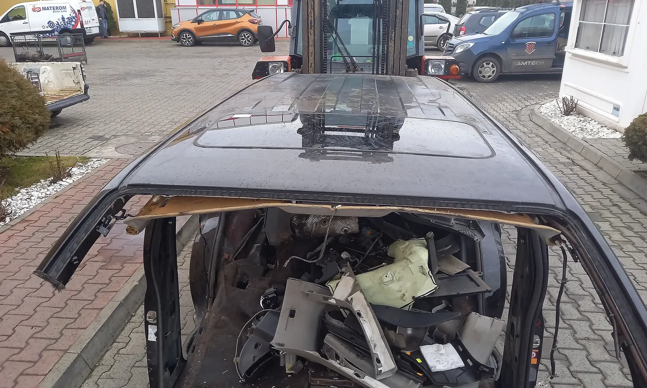 PAVILION NISSAN PATHFINDER III 2005-2010