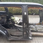 STALP MIJLOC DREAPTA NISSAN PATHFINDER III 2.5 dCi 2005-2010 oe-76530EB330, vedere frontata