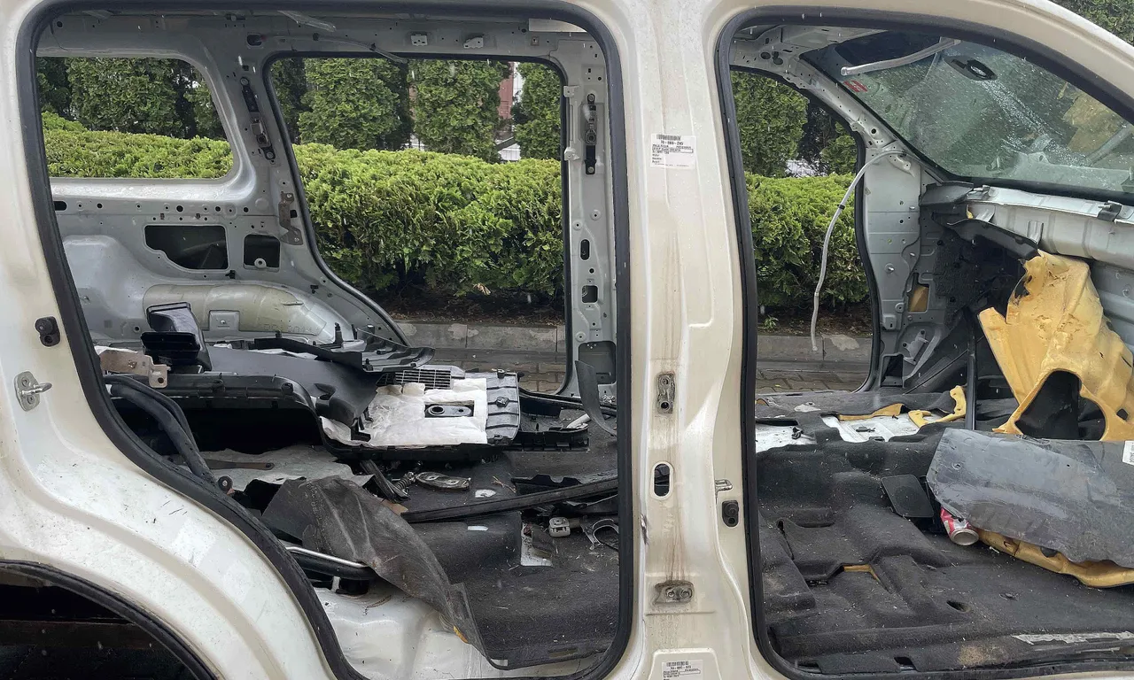 STALP MIJLOC DREAPTA NISSAN PATHFINDER III 2005-2013