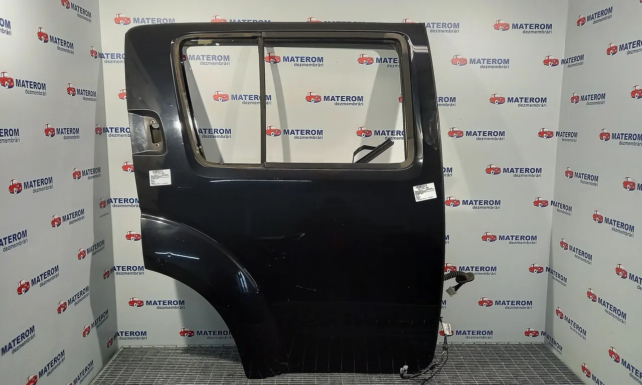 USA SPATE DREAPTA NISSAN PATHFINDER III 2005-2010