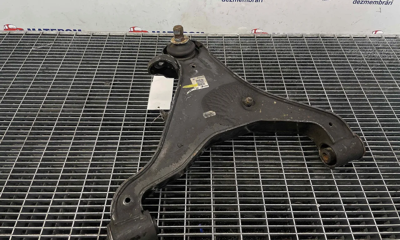 BRAT FATA INFERIOR STANGA NISSAN PATHFINDER III 2005-2013