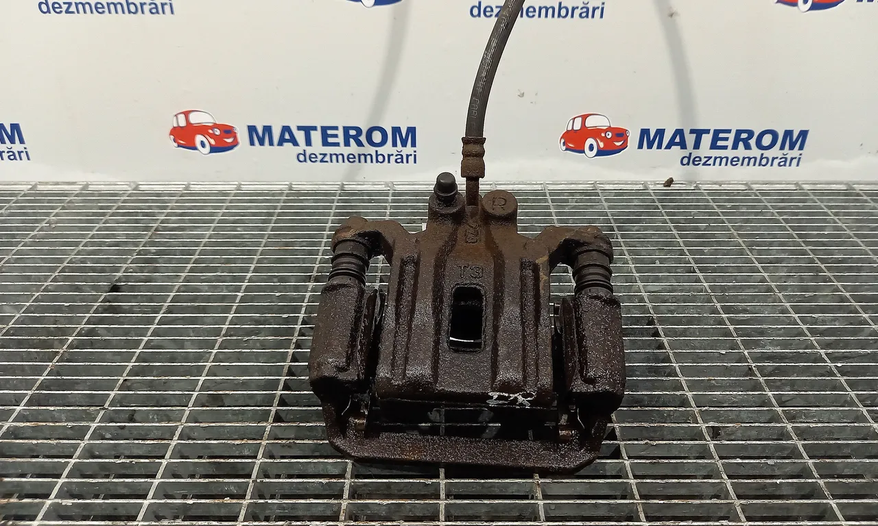 ETRIER SPATE DREAPTA NISSAN PATHFINDER III 2005-2010
