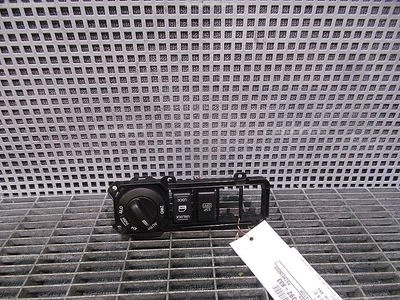 INTRERUPATOR 4X4 NISSAN PATHFINDER III 2.5 D 2005-2010 oe 25536ZP20A, vedere frontata