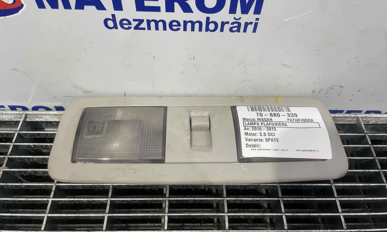 LAMPA PLAFONIERA NISSAN PATHFINDER III 2005-2013